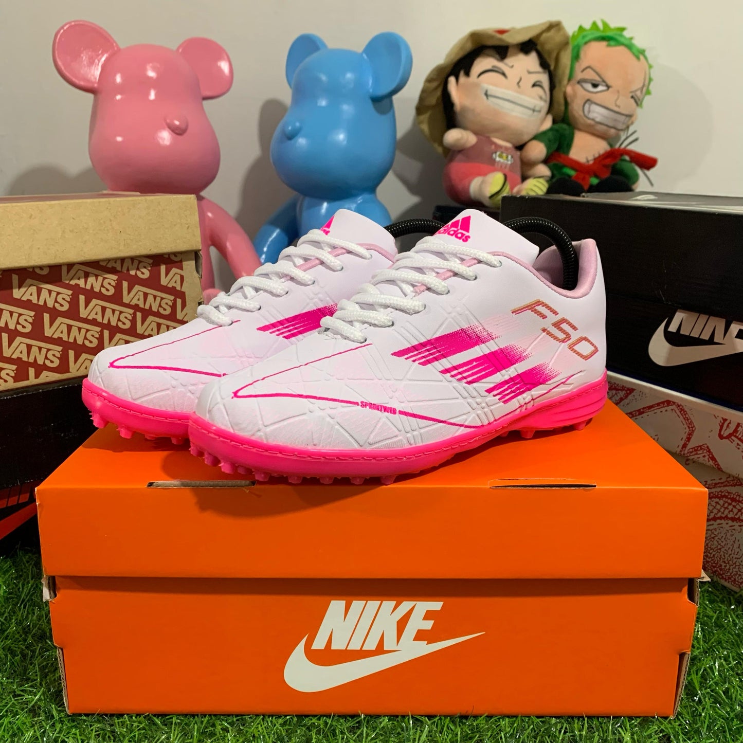 Gray helmet for bikers